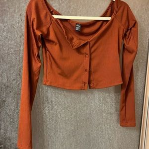 Button down orange/beige top